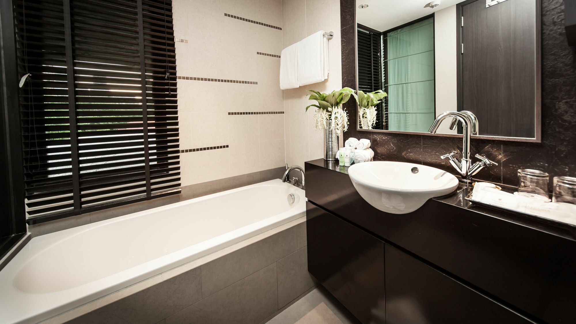 Arcadia Residence Ploenchit By Compass Hospitality Bangkok Zewnętrze zdjęcie