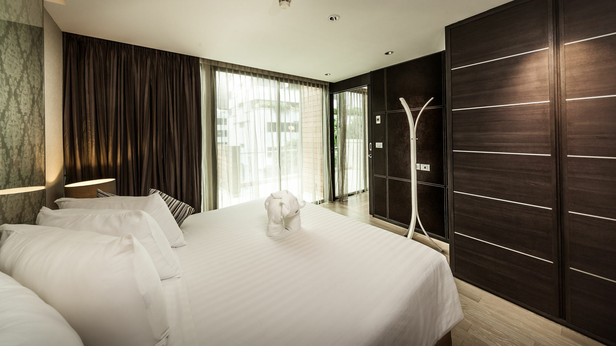 Arcadia Residence Ploenchit By Compass Hospitality Bangkok Zewnętrze zdjęcie
