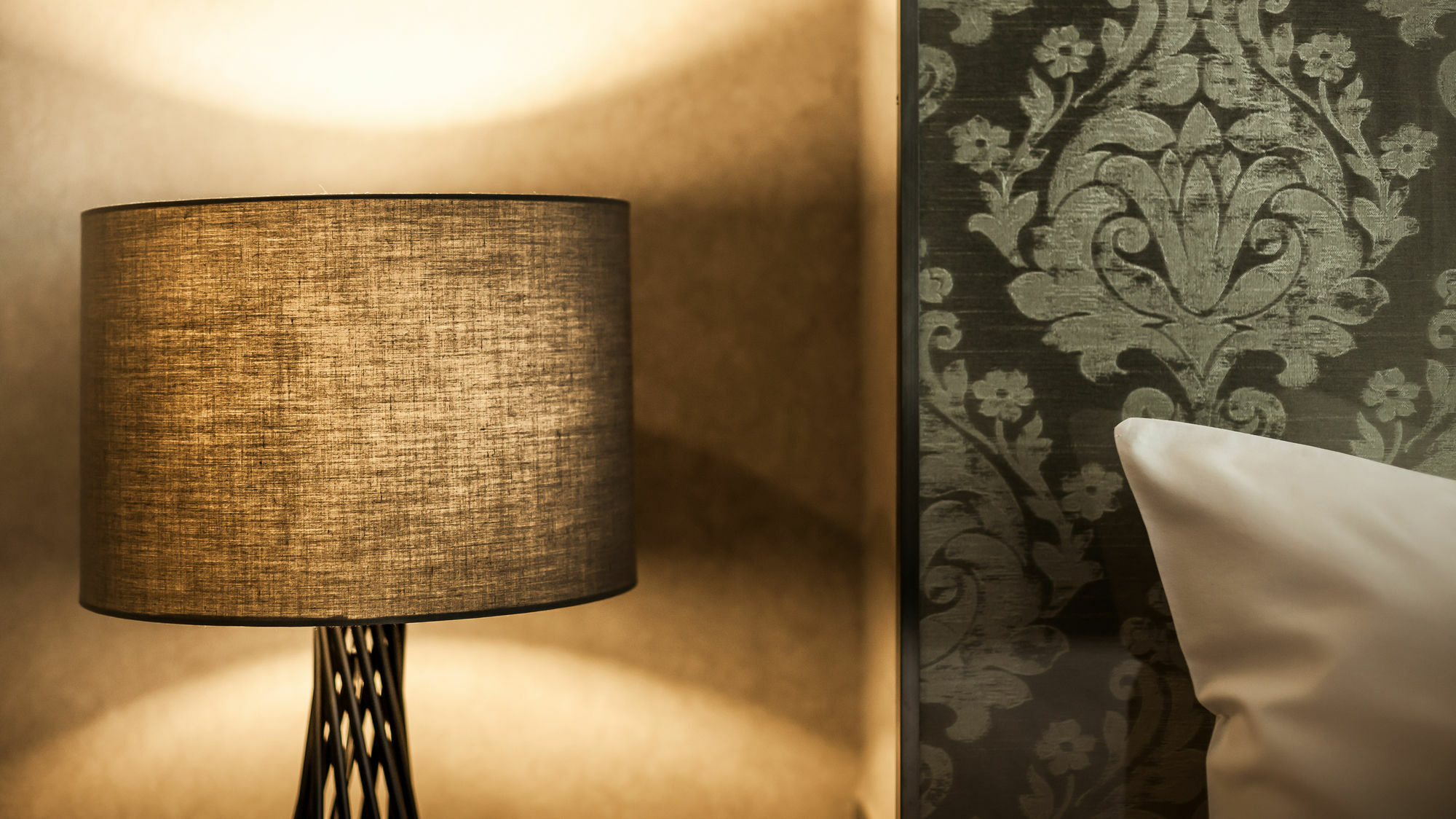 Arcadia Residence Ploenchit By Compass Hospitality Bangkok Zewnętrze zdjęcie